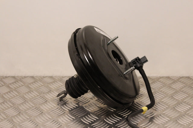 Renault Clio Brake Servo (2016)