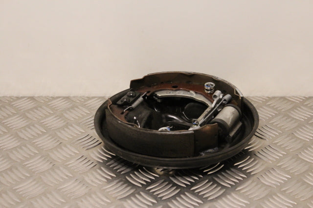 Renault Clio Brake Plate with Shoes and Cylinder Rear Right (2016)