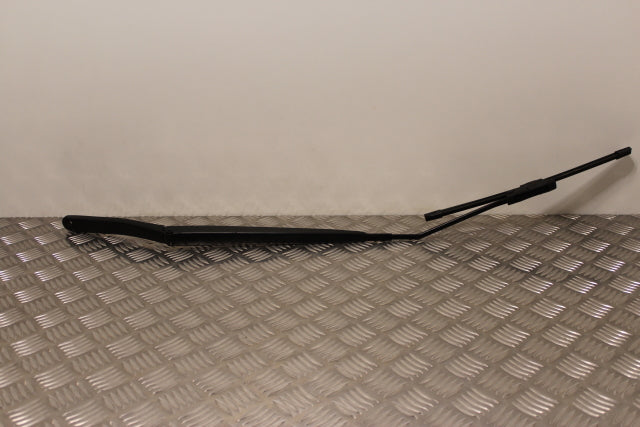 Renault Clio Wiper Front Passengers Side (2016)