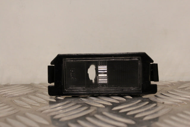 Hyundai i10 Number Plate Light Passengers Side (2016)