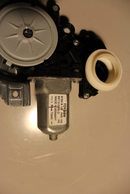 Toyota Auris Window Regulator Rear Drivers Side 