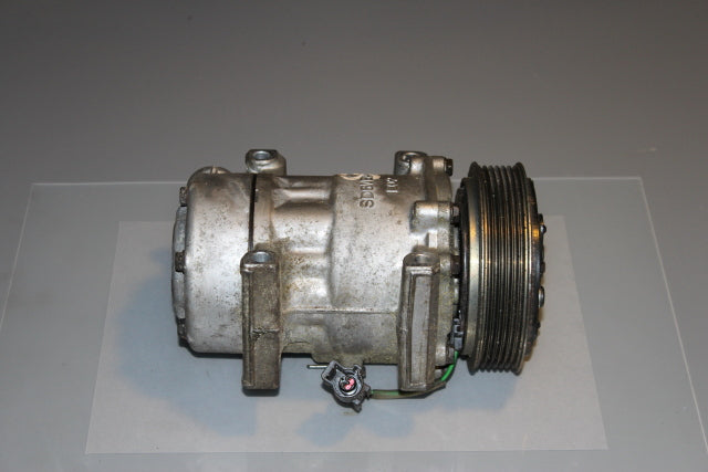 Ford Fiesta Air Conditioning Compressor Pump 