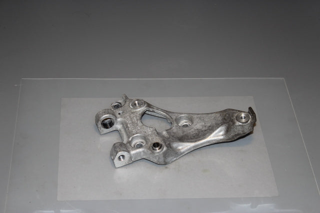Citroen C3 Air Conditioning Pump Support Bracket 
