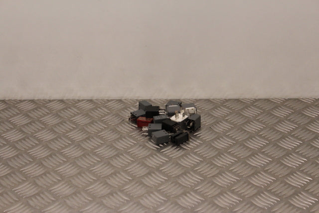 Toyota Auris Relays and Fuses 