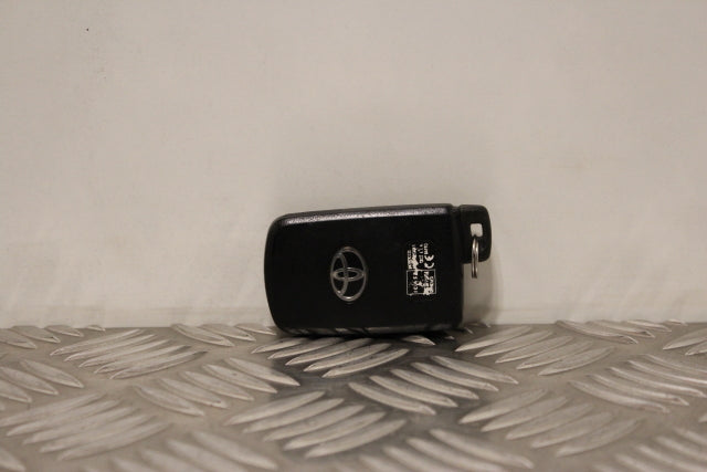Toyota Auris Key Fob 