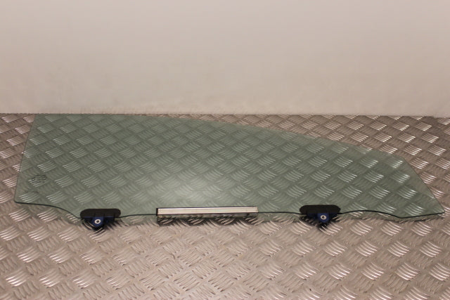 Toyota Auris Door Window Glass Front Drivers Side 