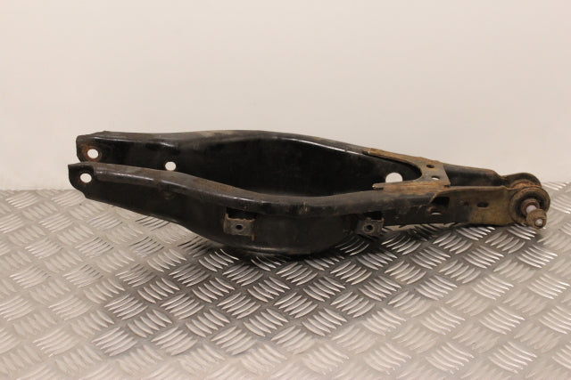 Toyota Auris Control Arm Spring Support Seat Rear Drivers Side 
