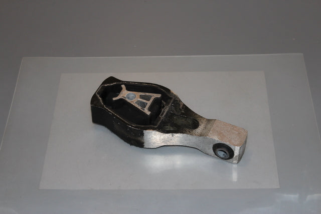Citroen Picasso C4 Engine Mounting Rear 