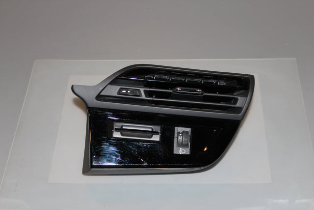 Citroen Picasso C4 Dashboard Airvent Drivers Side (2015)
