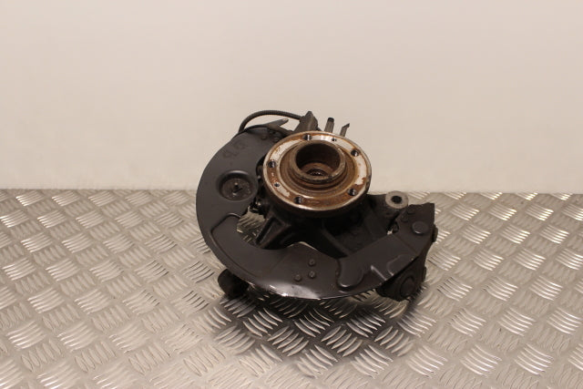 Citroen Picasso C4 Stub Axle with Hub and Bearing Front Drivers Side (2015)