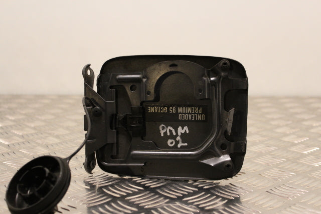 Nissan Primera Fuel Cap Cover 