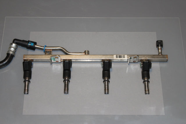 Opel Astra Fuel Injector 