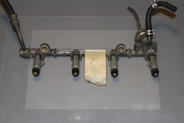 Toyota Corolla Fuel Injector (1999)