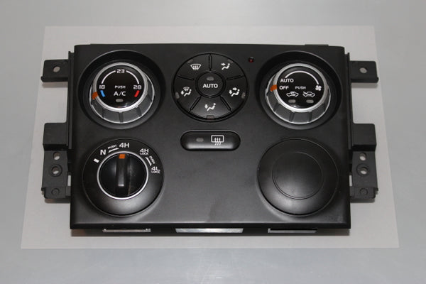 Suzuki Grand Vitara Heater Control Switch (2008) - 1