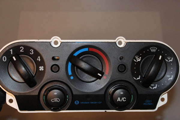 Ford Fiesta Heater Control Switch (2005) - 1