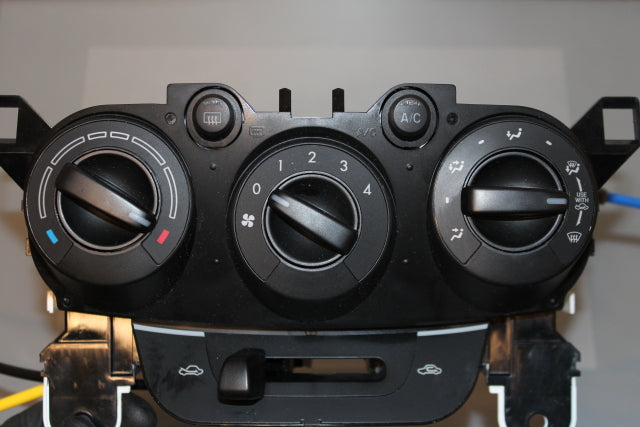 Mazda Mazda2 Heater Control Switch 
