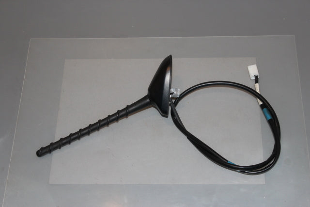 Toyota Yaris Aerial with Socket (2012)