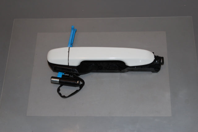 Toyota Yaris Door Handle Outer Rear Passengers Side (2012)