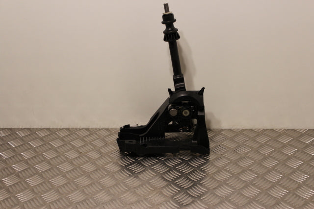 Toyota Yaris Gear Stick (2012)