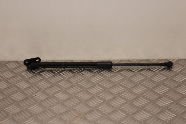 Toyota Yaris Tailgate Strut Passengers Side (2012)