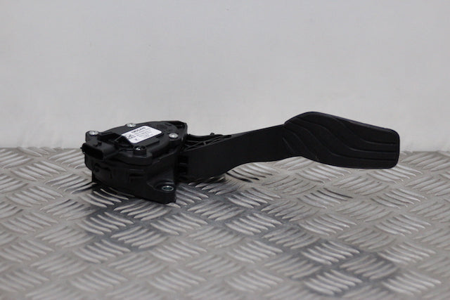 Nissan Qashqai Accelerator Throttle Pedal 