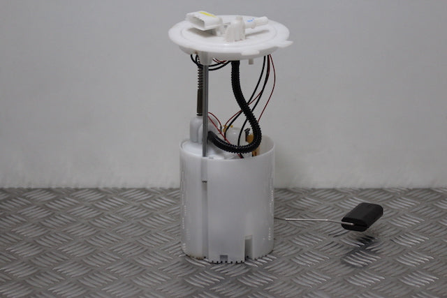 Nissan Qashqai Fuel Pump 