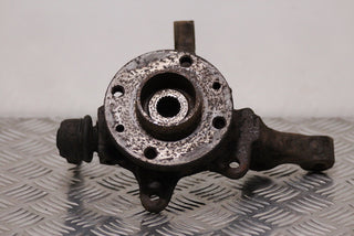Renault Clio Stub Axle with Hub and Bearing Front Drivers Side (2003)