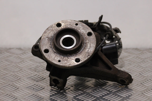 Citroen Picasso Stub Axle with Hub and Bearing Front Passengers Side 