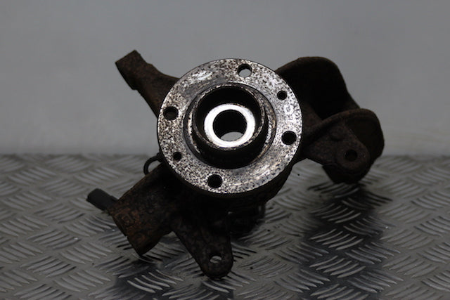 Renault Scenic Stub Axle with Hub and Bearing Front Drivers Side 
