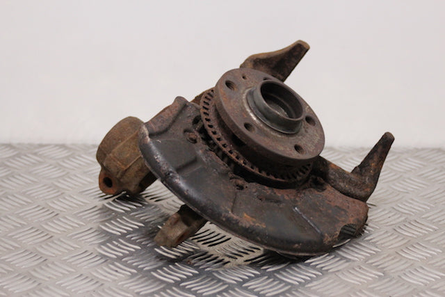 Seat Leon Stub Axle with Hub and Bearing Front Drivers Side 