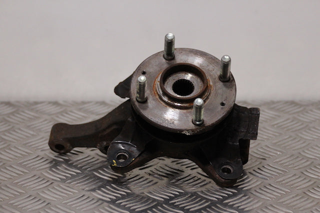 Hyundai i10 Stub Axle with Hub and Bearing Front Passengers Side 