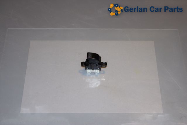 Mazda Mazda6 Window Switch Rear Passengers Side 
