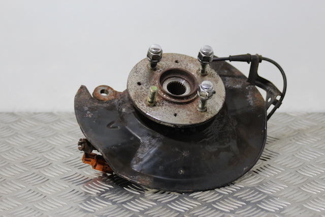 Honda Civic Stub Axle with Hub and Bearing Front Drivers Side 