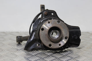 Fiat Punto Stub Axle with Hub and Bearing Front Passengers Side (2005)
