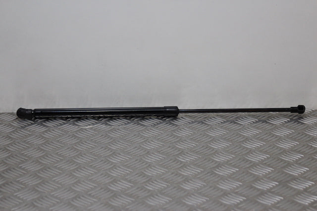 Nissan Qashqai Tailgate Strut Passengers Side 