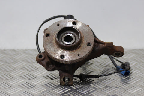 Peugeot 207 Stub Axle with Hub and Bearing Front Passengers Side (2007)