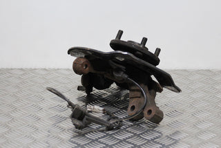 Toyota Corolla Stub Axle with Hub and Bearing Front Passengers Side (2004)
