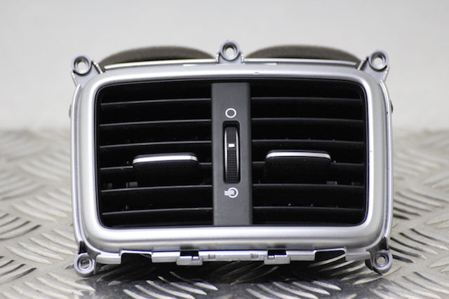 Kia Sportage Airvent Center Rear 