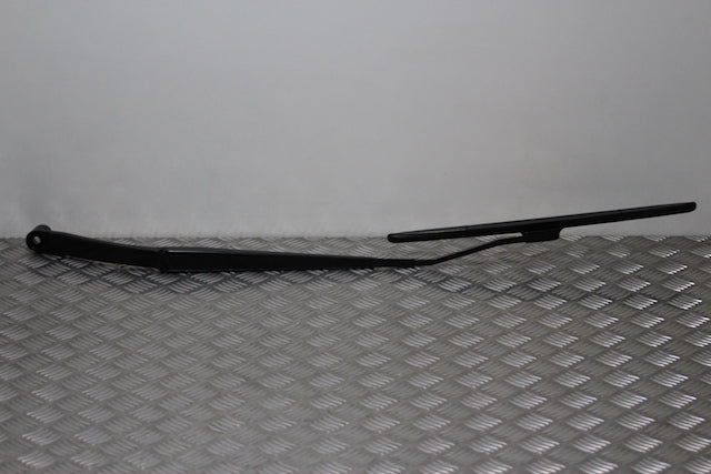 Nissan Qashqai Wiper Front Passengers Side 