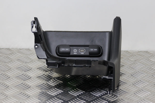 Kia Sportage Auxiliary Port 