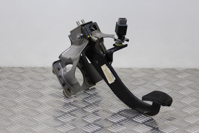 Kia Sportage Brake Pedal 