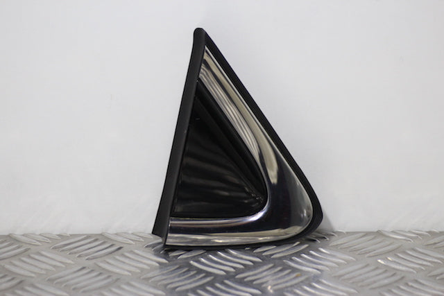 Kia Sportage Wing Trim Drivers Side 