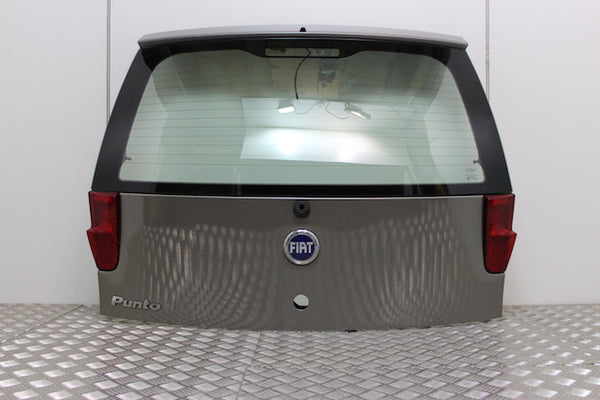 Fiat Punto Tailgate Glass (2005) - 1
