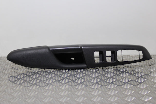 Kia Sportage Door Armrest Front Drivers Side 