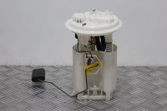 Renault Clio Fuel Pump 