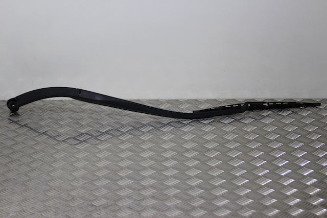 Kia Sportage Wiper Front Passengers Side 