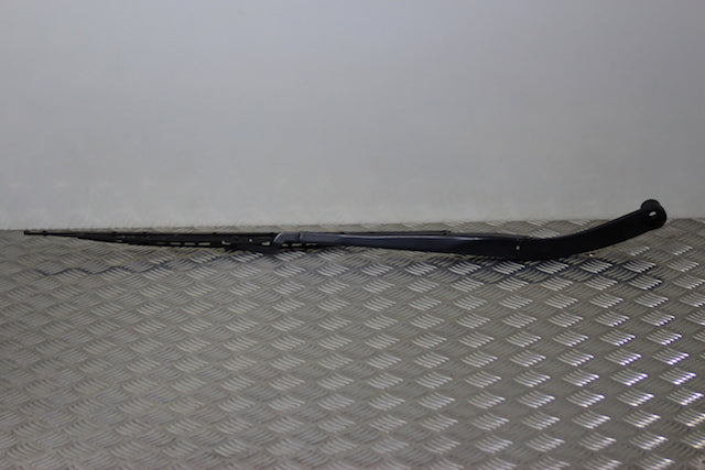 Kia Sportage Wiper Front Drivers Side 