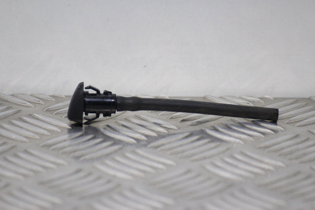 Kia Sportage Windscreen Washer Jet Passengers Side 