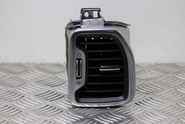 Kia Sportage Dashboard Airvent Passengers Side 
