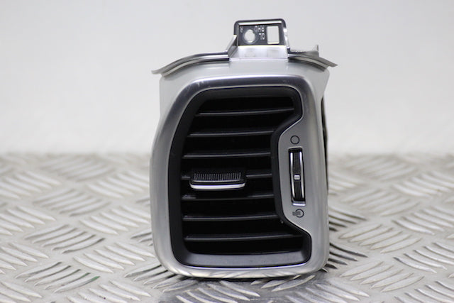 Kia Sportage Dashboard Airvent Drivers Side 